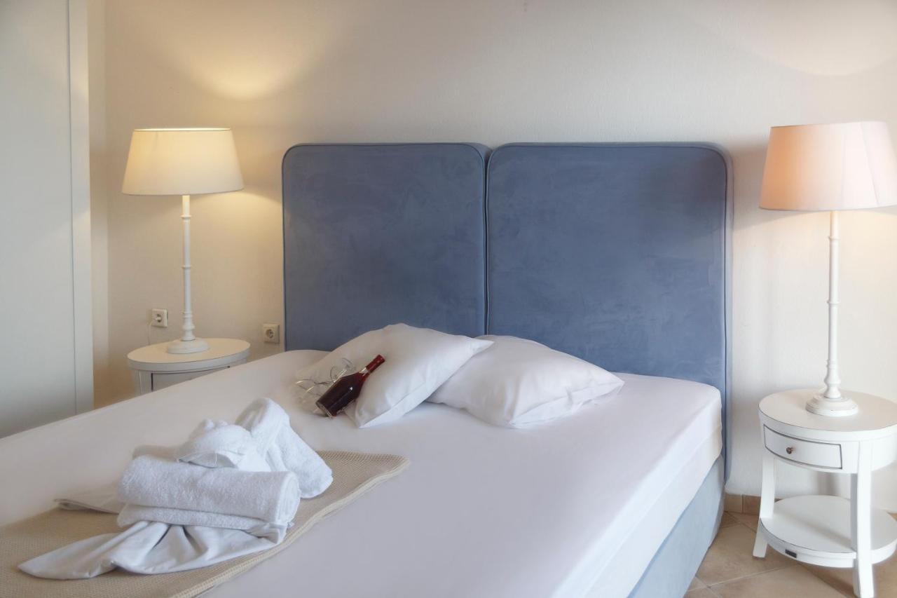Aparthotel Maltinas House Mola Kalyva Esterno foto