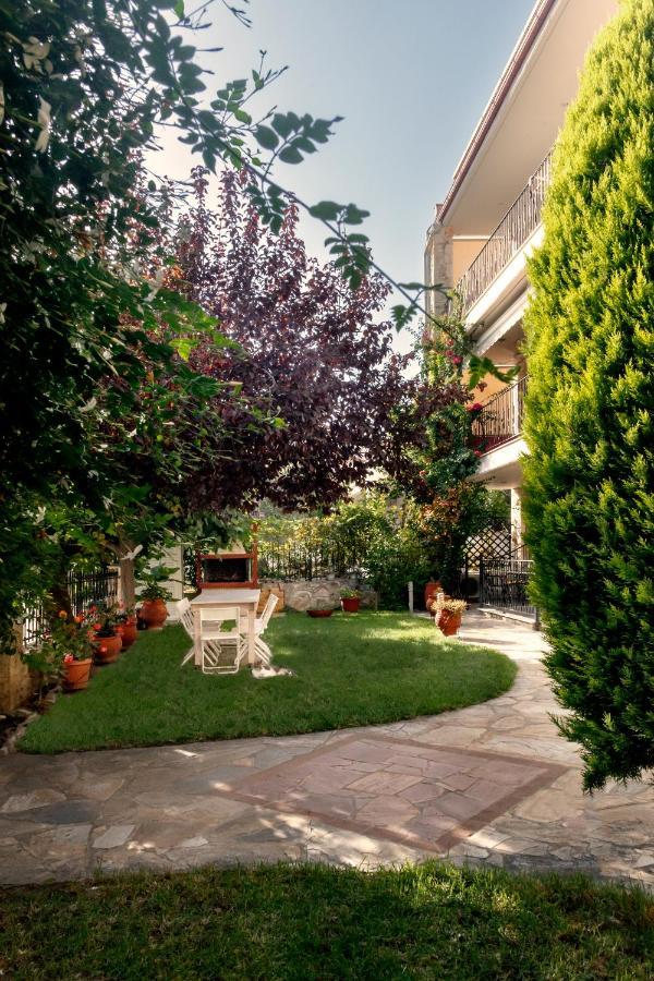Aparthotel Maltinas House Mola Kalyva Esterno foto